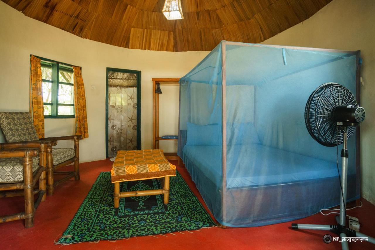 The Akwidaa Inn Extérieur photo