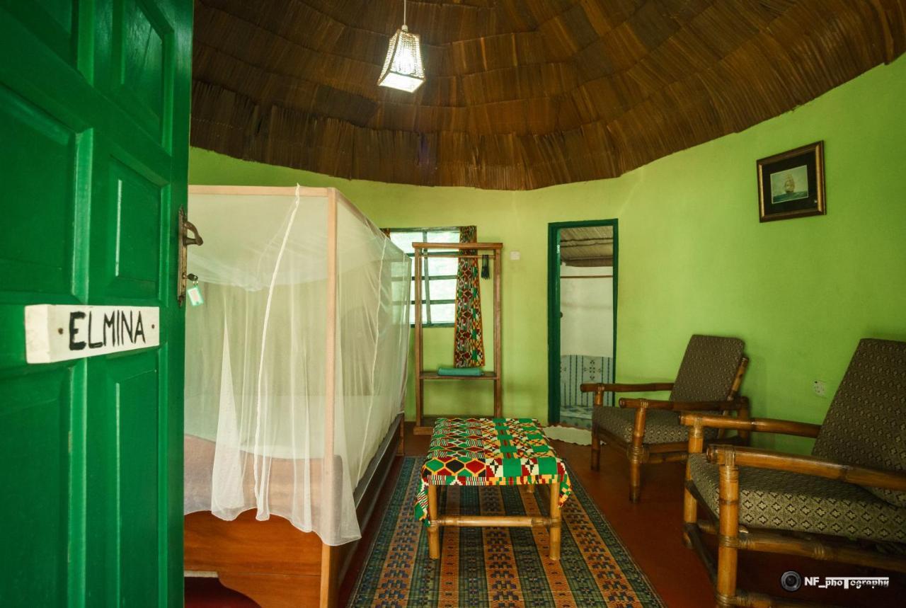 The Akwidaa Inn Extérieur photo