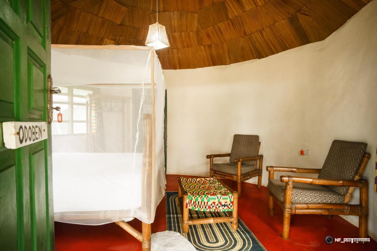 The Akwidaa Inn Extérieur photo