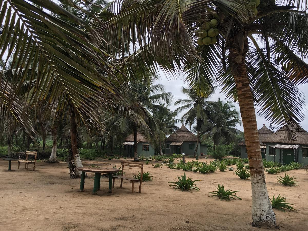The Akwidaa Inn Extérieur photo